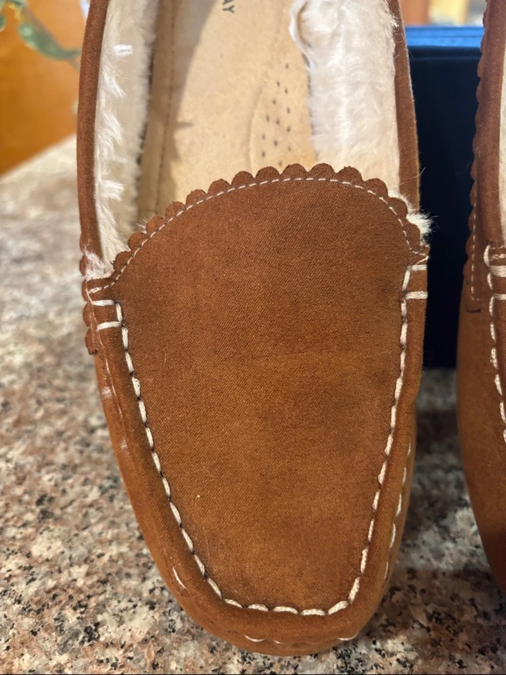 St. John's Bay Women's Chestnut Suede Fleece-Lined Moccasins       Size 8.5 - Picture 3 of 14